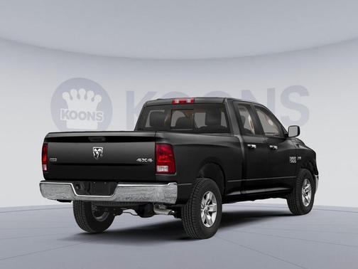 Diamond Black Crystal Pearlcoat 2020 RAM 1500 Classic Warlock Quad Cab 4x4 6'4' Box