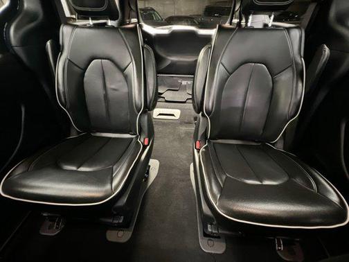 2022 Chrysler Pacifica Hybrid Limited