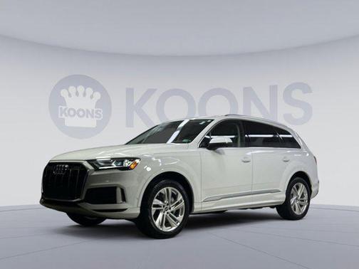 2023 Audi Q7 55 Premium Plus