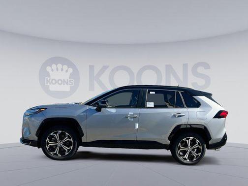 2025 Toyota RAV4 Hybrid SE