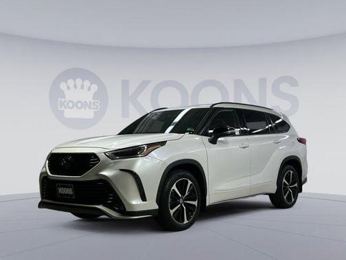 2022 Toyota Highlander XSE