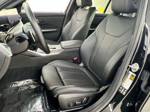 2024 BMW 330 i xDrive
