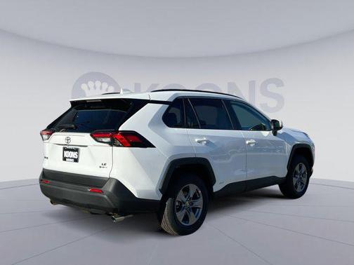 2025 Toyota RAV4 Hybrid LE