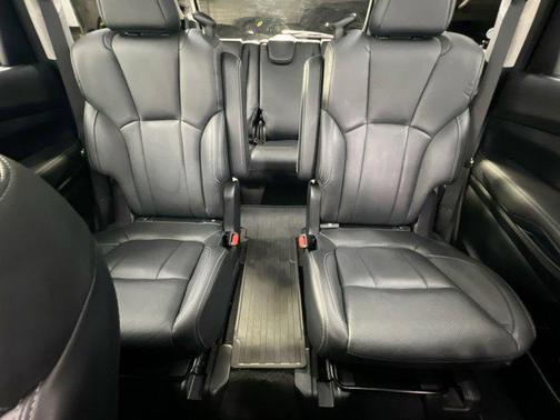 2022 Subaru Ascent Touring 7-Passenger