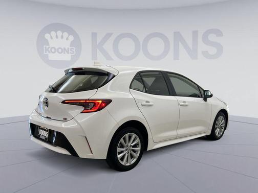 Ice Cap 2025 Toyota Corolla SE