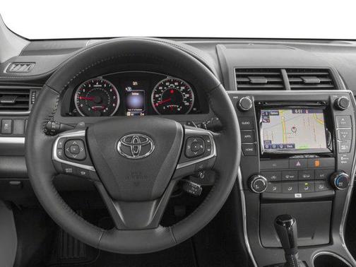 Celestial Silver Metallic 2017 Toyota Camry XSE