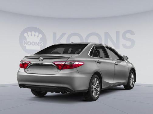Celestial Silver Metallic 2017 Toyota Camry XSE