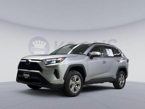 Silver Sky Metallic 2024 Toyota RAV4 Hybrid XLE