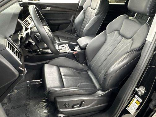 2024 Audi Q5 45 S line Premium Plus