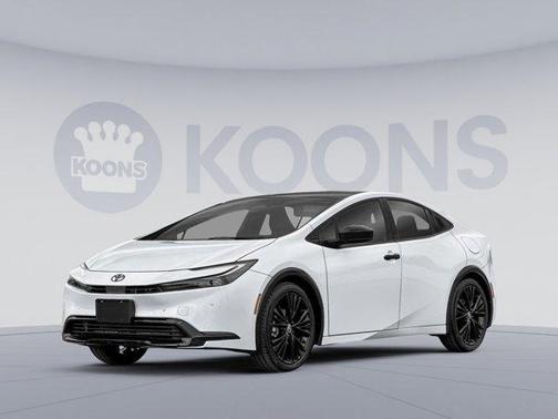 2025 Toyota Prius L