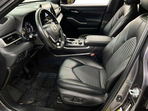 2024 Toyota Highlander XSE