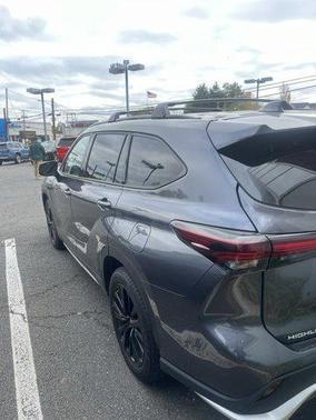 2024 Toyota Highlander XSE