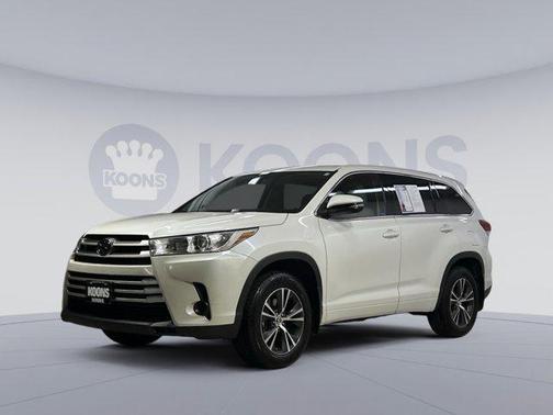 2017 Toyota Highlander LE