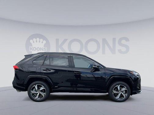 2025 Toyota RAV4 Hybrid SE