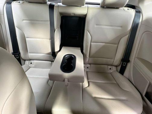 2015 Volkswagen Golf Auto TSI S