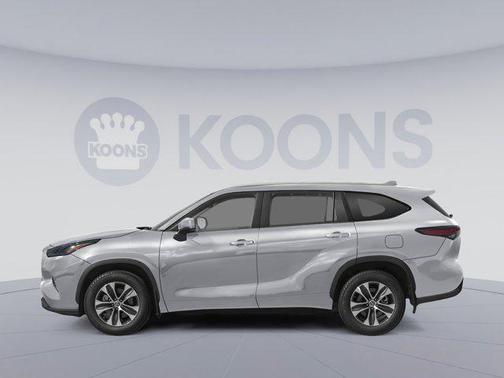 2025 Toyota Highlander XLE