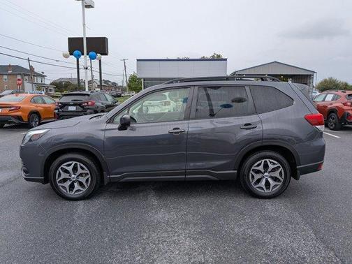 2022 Subaru Forester Premium
