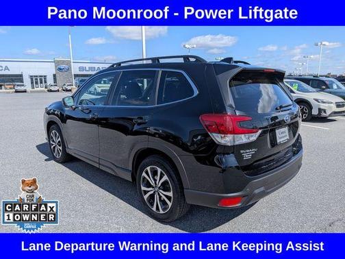 Crystal Black Silica 2024 Subaru Forester Limited