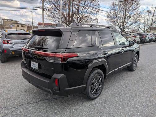 Black / Silver 2026 Subaru Outback Premium
