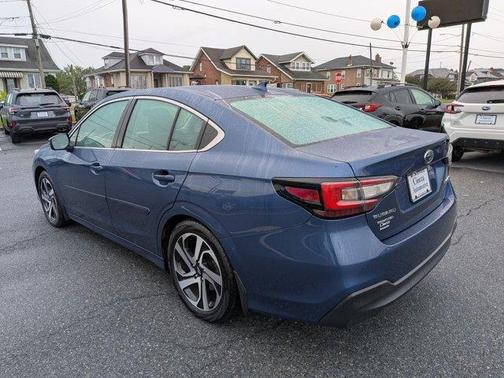 2022 Subaru Legacy 