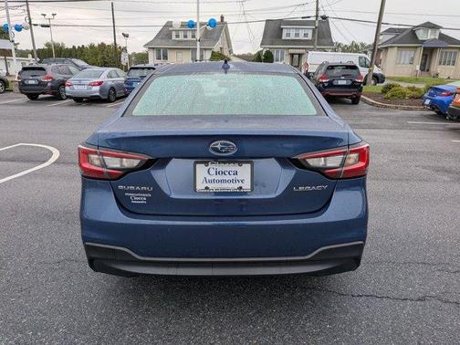 2022 Subaru Legacy 