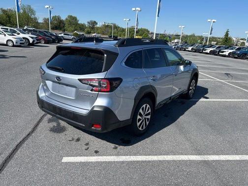 Ice Silver Metallic 2024 Subaru Outback Premium