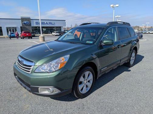 2010 Subaru Outback 2.5i Premium