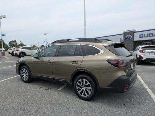 2022 Subaru Outback Premium