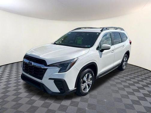Crystal White Pearl 2025 Subaru Ascent Premium