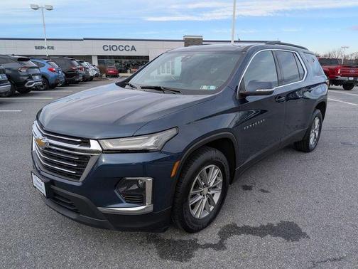 2022 Chevrolet Traverse LT Leather
