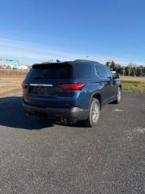 2022 Chevrolet Traverse LT Leather