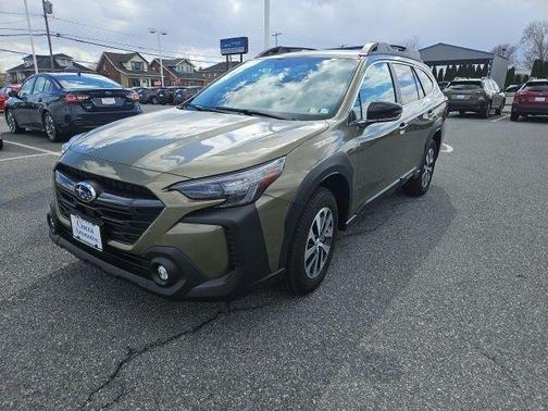 Autumn Green Metallic 2025 Subaru Outback Premium