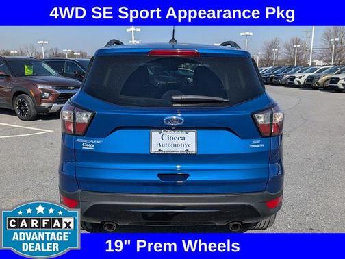 Lightning Blue Metallic 2018 Ford Escape SE