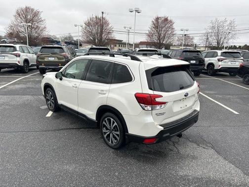 Crystal White Pearl 2020 Subaru Forester Limited