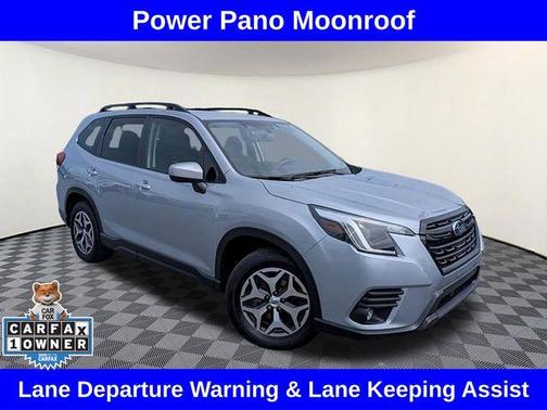 Ice Silver Metallic 2024 Subaru Forester Premium