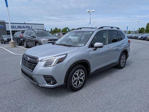 Ice Silver Metallic 2024 Subaru Forester Premium