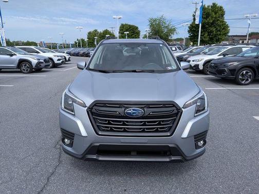 Ice Silver Metallic 2024 Subaru Forester Premium