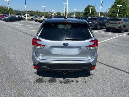 Ice Silver Metallic 2024 Subaru Forester Premium