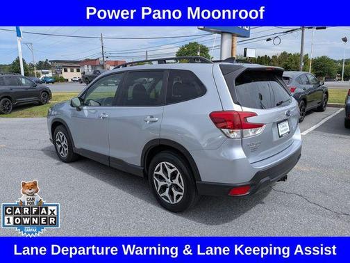 Ice Silver Metallic 2024 Subaru Forester Premium