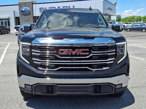 Onyx Black 2024 GMC Sierra 1500 SLT