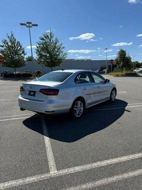 2016 Volkswagen Jetta 1.8T SEL Premium