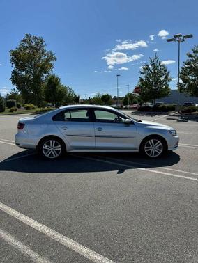 2016 Volkswagen Jetta 1.8T SEL