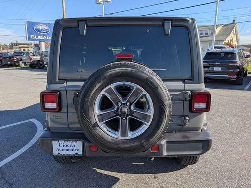 2022 Jeep Wrangler Unlimited Sahara