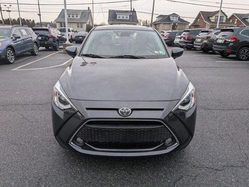 2020 Toyota Yaris Sedan LE