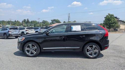 2017 Volvo XC60 T5 Dynamic