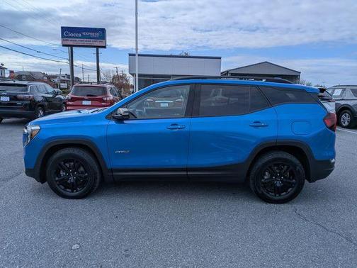 2024 GMC Terrain AT4