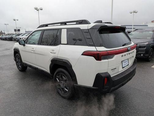 White Pearl 2026 Subaru Outback Premium