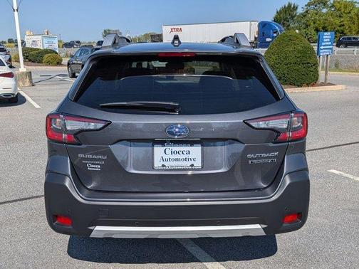 2025 Subaru Outback Touring XT