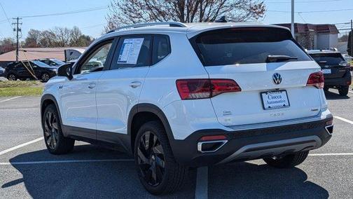 2024 Volkswagen Taos 1.5T SE