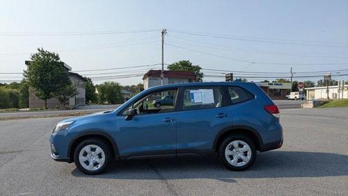 2022 Subaru Forester Base (CVT)